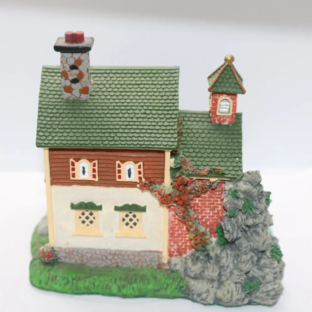 Santa's Best 1995 Victorian Christmas in Vail 4.5x4x4.5 - Picture 6 of 9